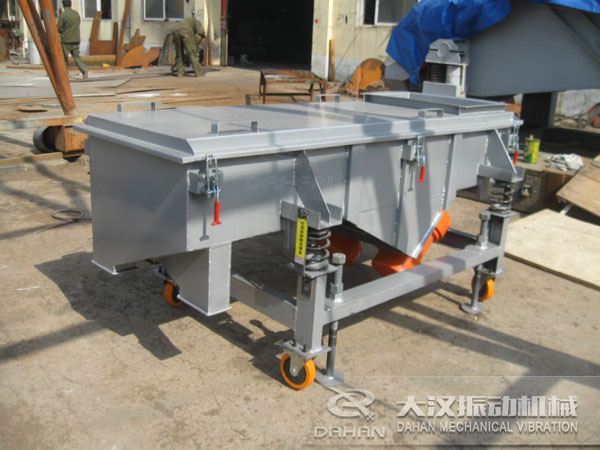 移動式直線振動篩 移動式直線振動篩